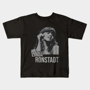 Linda Ronstadt // illustrations Kids T-Shirt